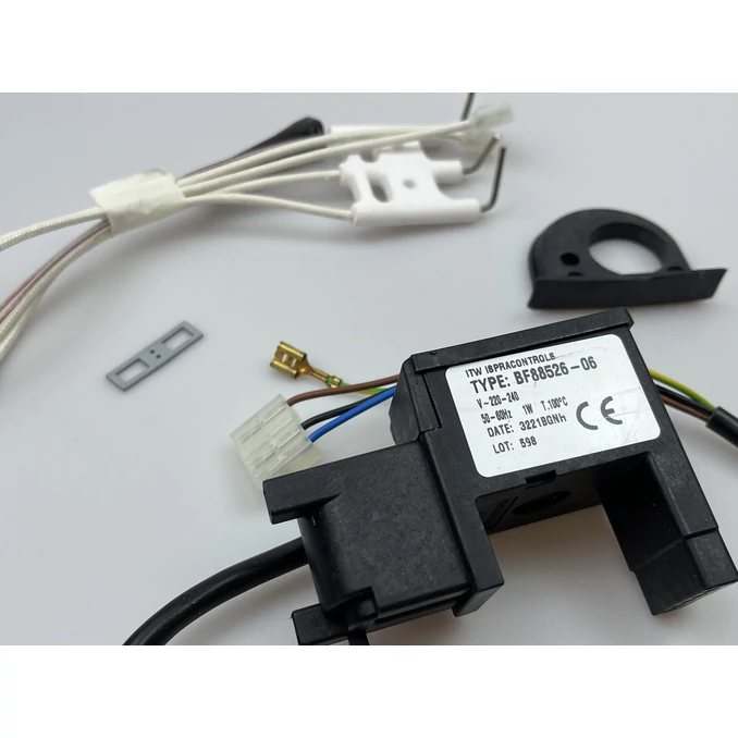 Kép 3/5 - Ariston CLAS GENUS gyújtótrafó elektródával 65104653